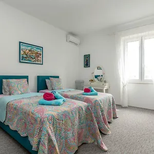  Apartment Kapo